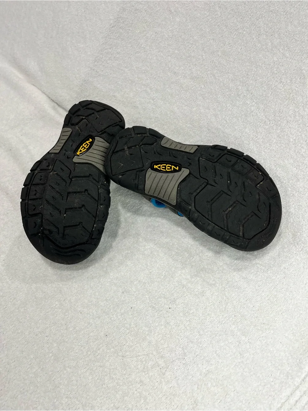 Keen Newport H2 Kids Hiking Waterproof Sports Closed Toe Sandals Size 1